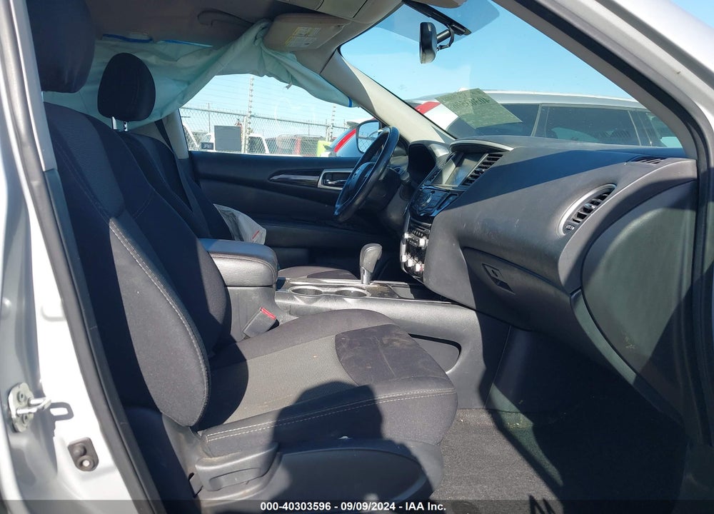 2019 NISSAN PATHFINDER SV VIN: 5N1DR2MN8KC606877