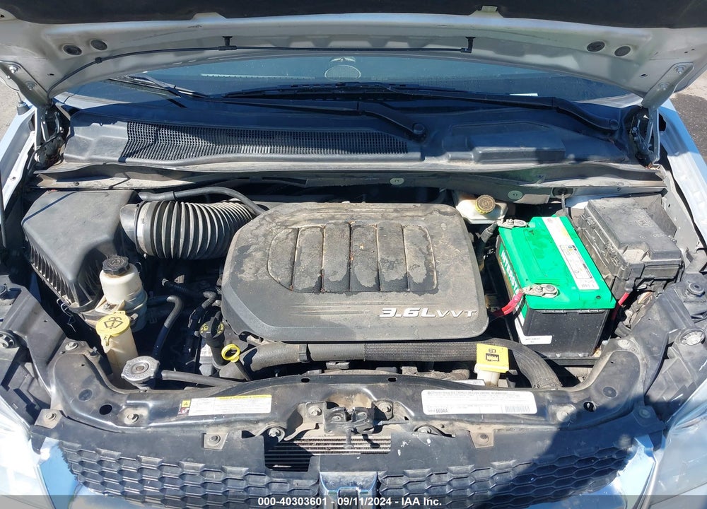 2012 DODGE GRAND CARAVAN CREW VIN: 2C4RDGDG8CR137919