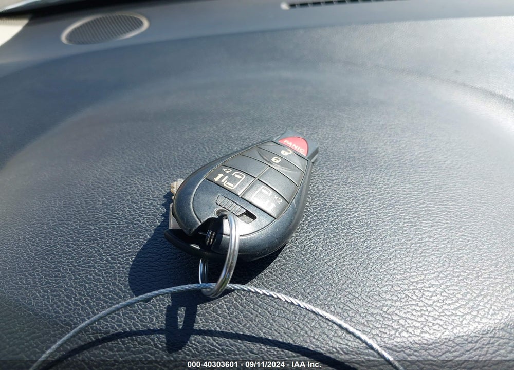 2012 DODGE GRAND CARAVAN CREW VIN: 2C4RDGDG8CR137919