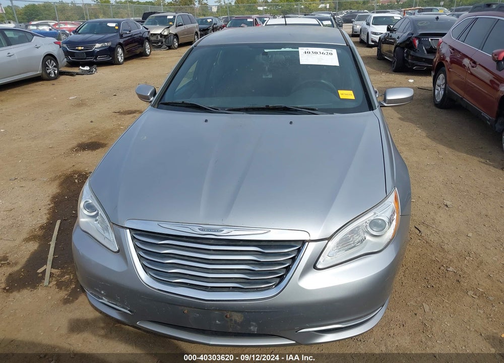 2013 CHRYSLER 200 LX VIN: 1C3CCBAB7DN670092