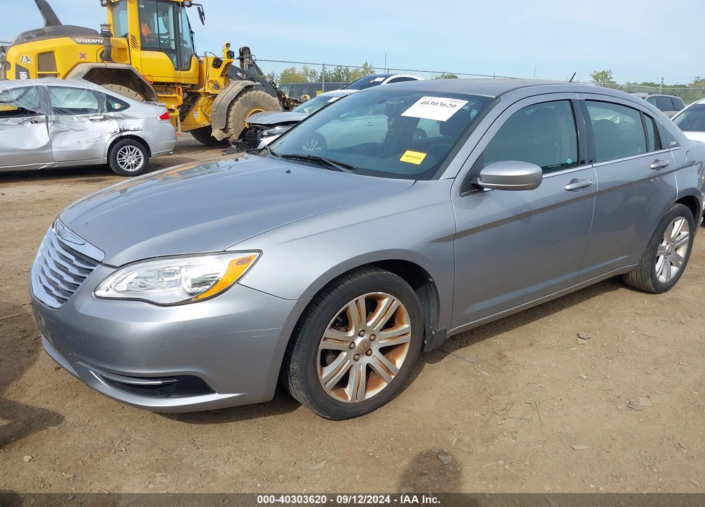 2013 CHRYSLER 200 LX VIN: 1C3CCBAB7DN670092