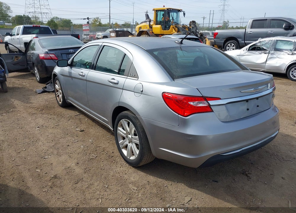 2013 CHRYSLER 200 LX VIN: 1C3CCBAB7DN670092