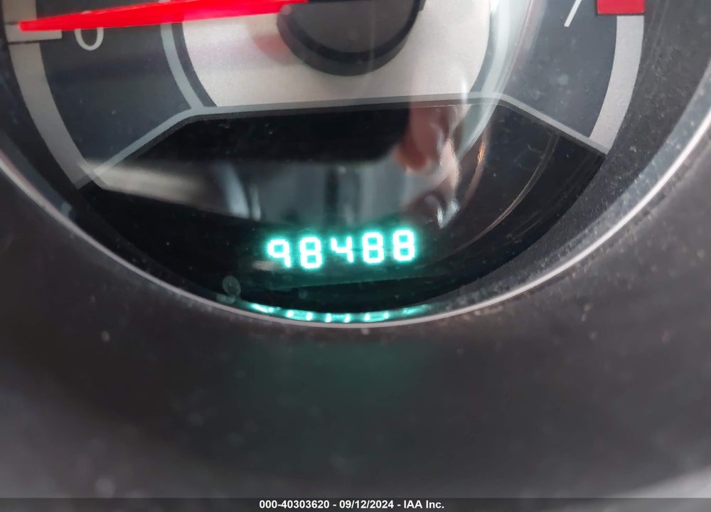 2013 CHRYSLER 200 LX VIN: 1C3CCBAB7DN670092