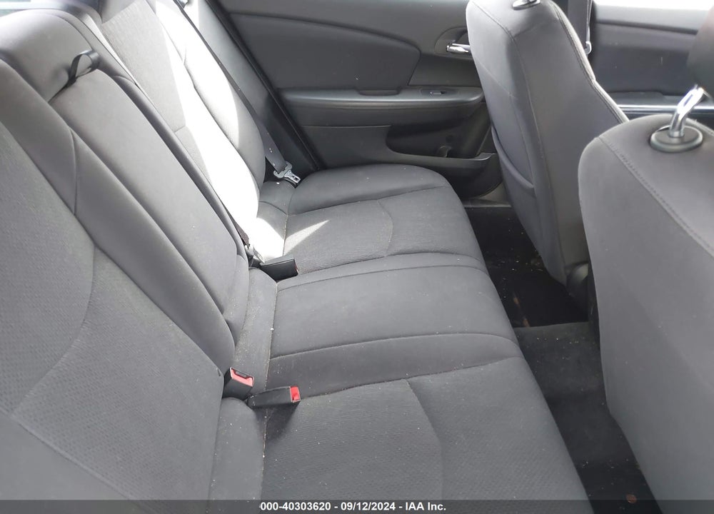 2013 CHRYSLER 200 LX VIN: 1C3CCBAB7DN670092
