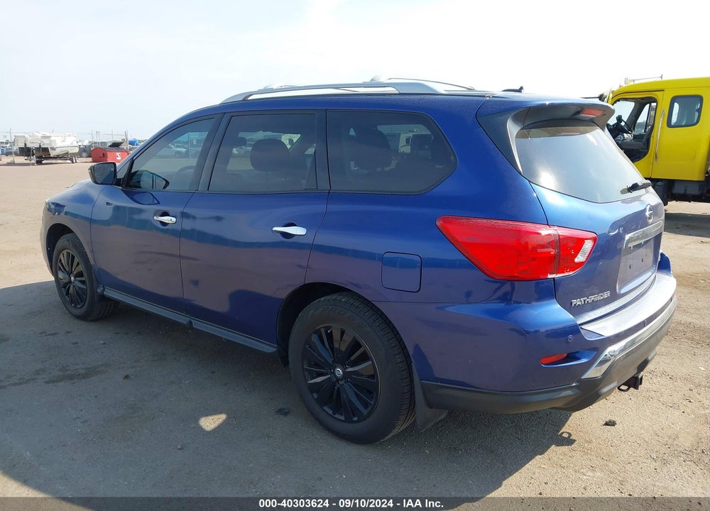 2018 NISSAN PATHFINDER SV VIN: 5N1DR2MMXJC639241