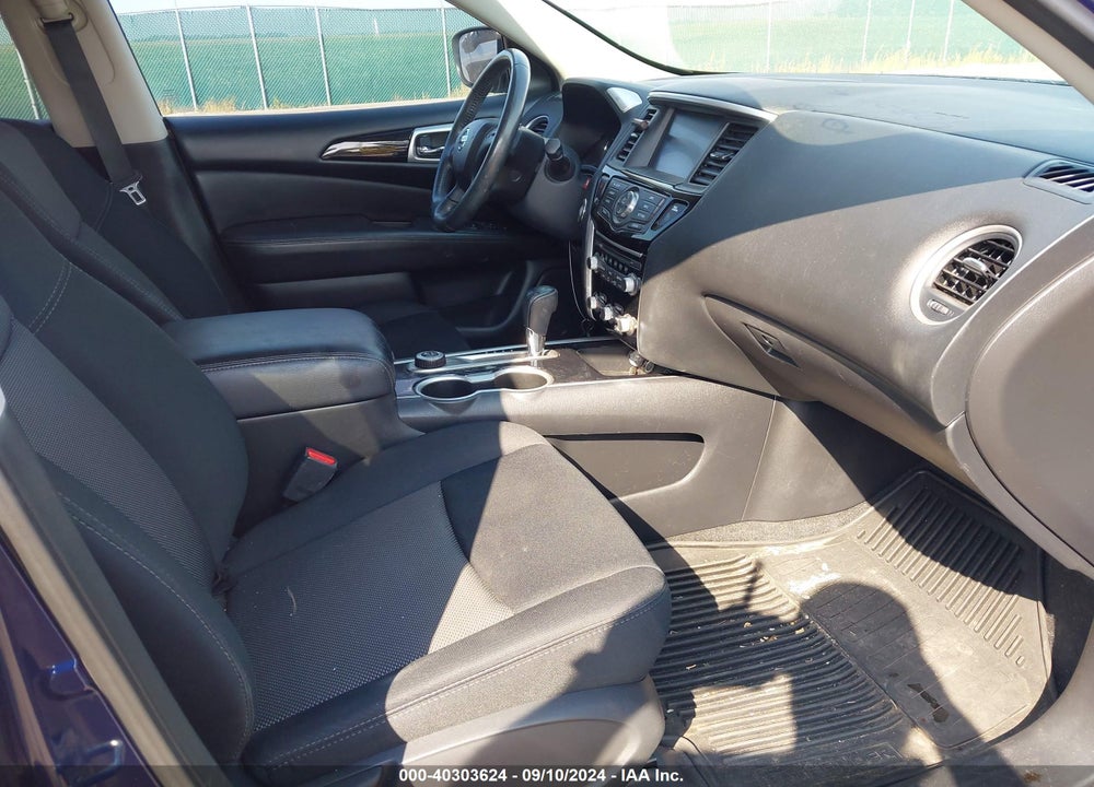 2018 NISSAN PATHFINDER SV VIN: 5N1DR2MMXJC639241