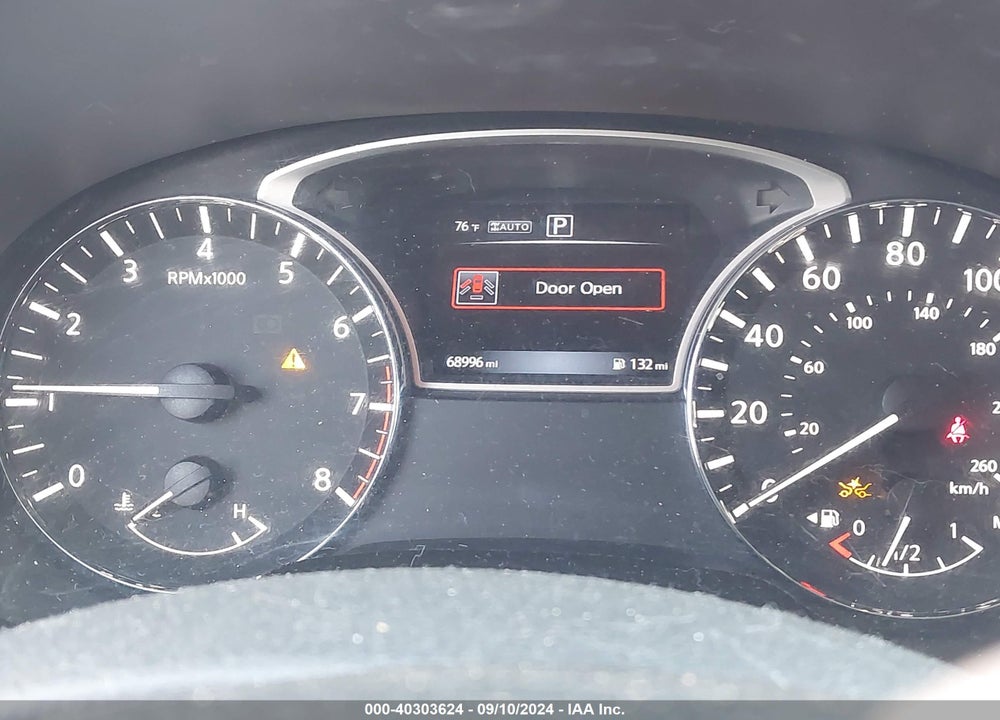 2018 NISSAN PATHFINDER SV VIN: 5N1DR2MMXJC639241
