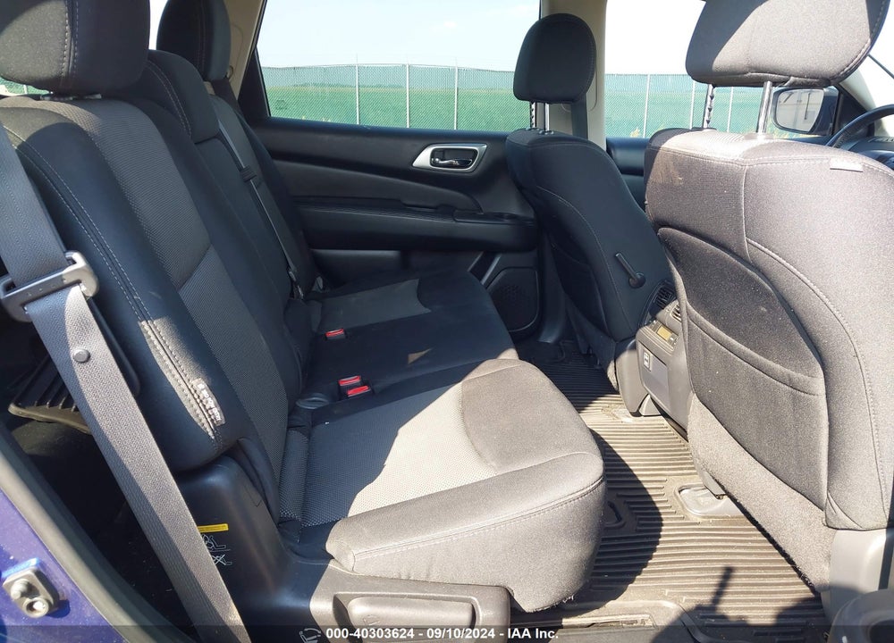 2018 NISSAN PATHFINDER SV VIN: 5N1DR2MMXJC639241