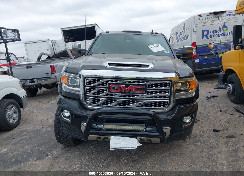 2018 GMC SIERRA 2500HD DENALI VIN: 1GT12UEYXJF126661