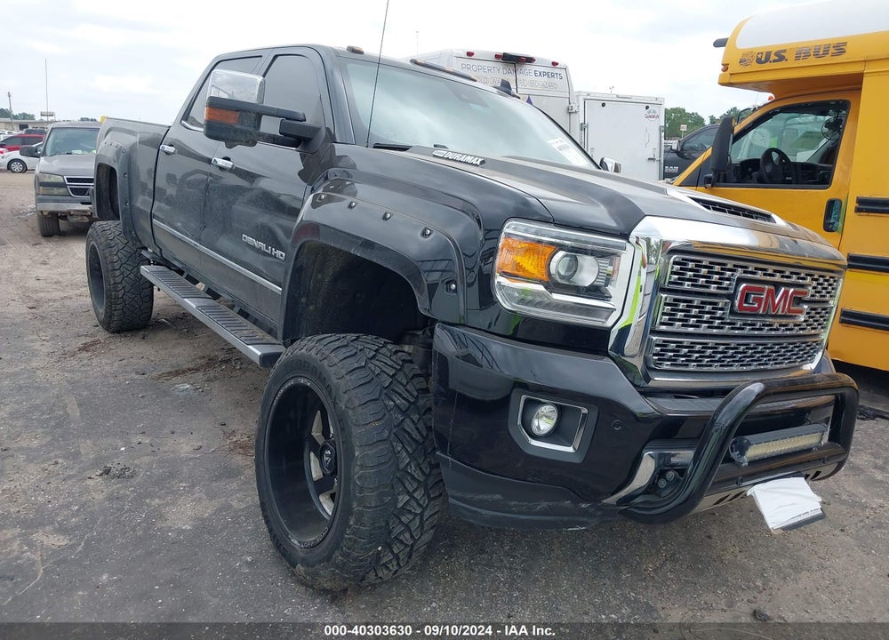 2018 GMC SIERRA 2500HD DENALI VIN: 1GT12UEYXJF126661
