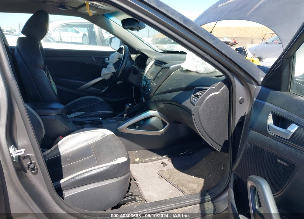2015 HYUNDAI VELOSTER TURBO VIN: KMHTC6AE0FU237991