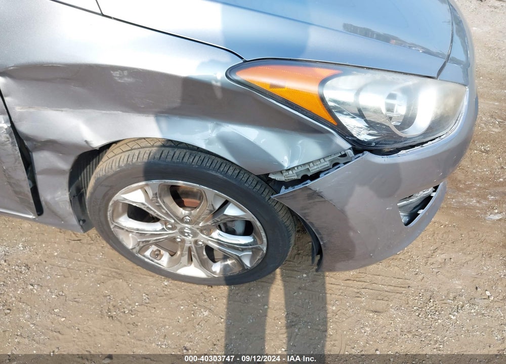 2013 HYUNDAI ELANTRA GT VIN: KMHD35LE9DU122993