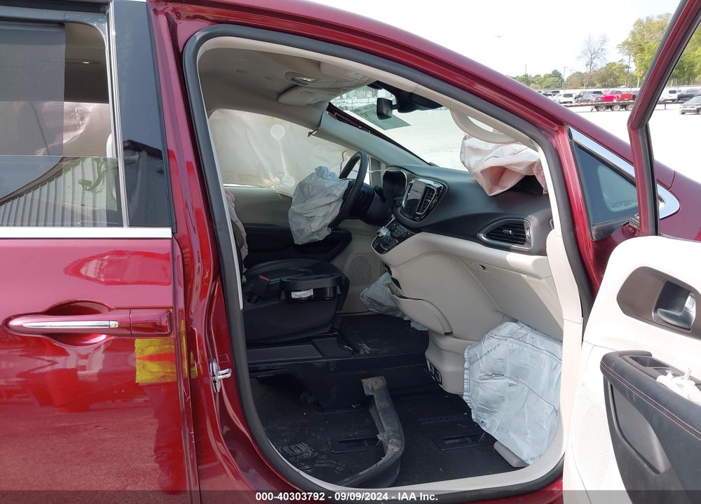 2019 CHRYSLER PACIFICA TOURING L PLUS VIN: 2C4RC1EG9KR708282