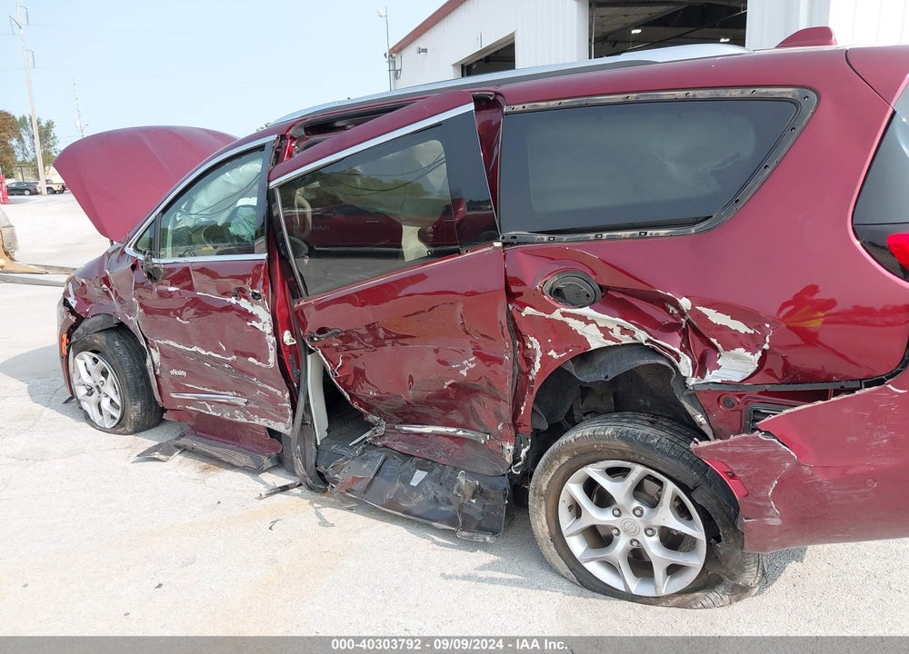 2019 CHRYSLER PACIFICA TOURING L PLUS VIN: 2C4RC1EG9KR708282