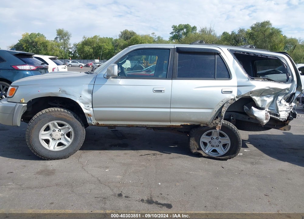 2000 TOYOTA 4RUNNER SR5 V6 VIN: JT3HN86R3Y0284586