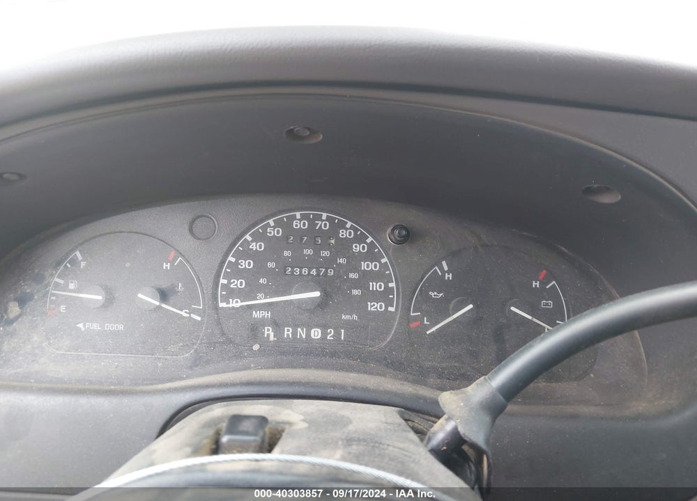 2000 FORD RANGER XL/XLT VIN: 1FTYR14V5YTA04558