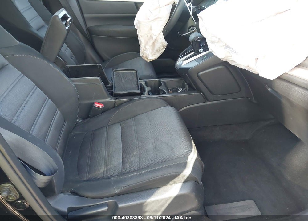 2018 HONDA CR-V LX VIN: 2HKRW5H30JH414577