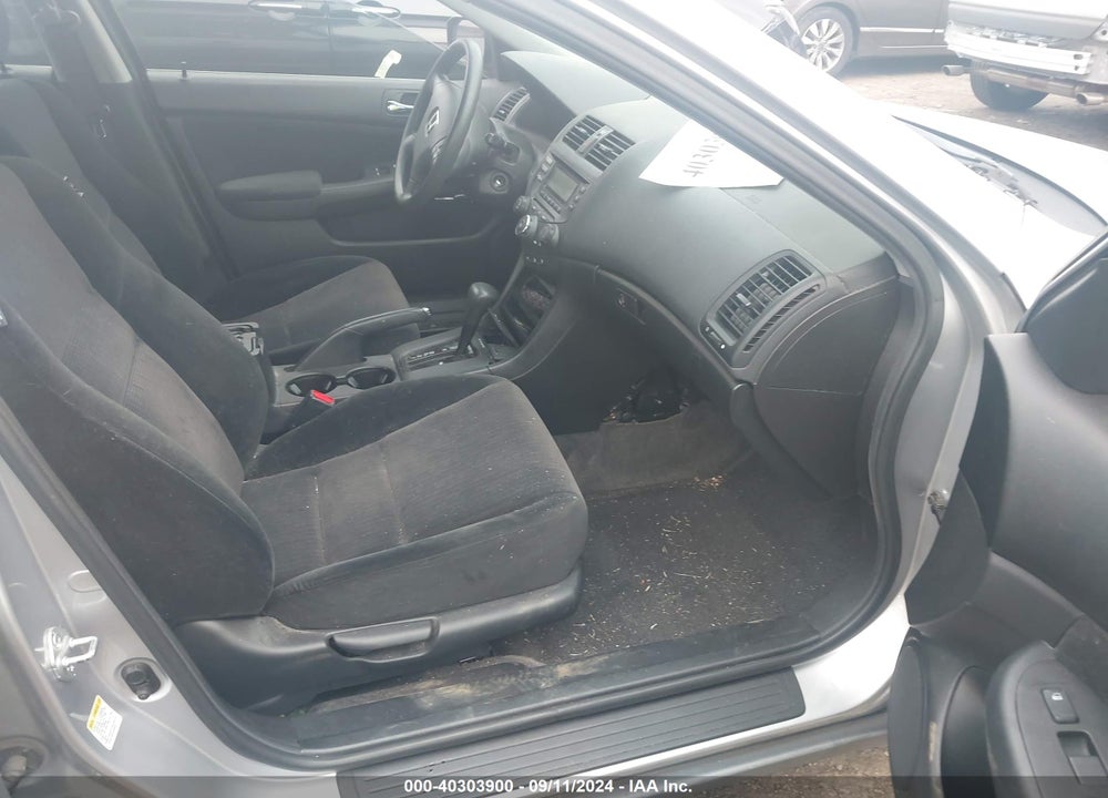 2005 HONDA ACCORD 2.4 LX VIN: 3HGCM564X5G712433
