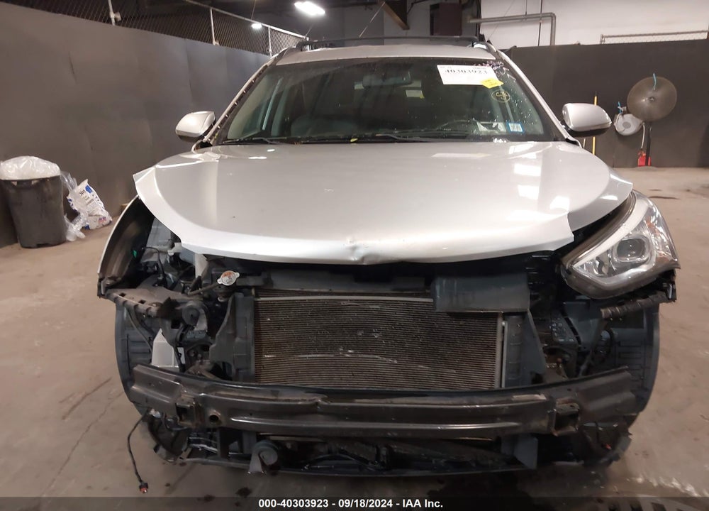 2014 HYUNDAI SANTA FE GLS VIN: KM8SNDHF4EU065536