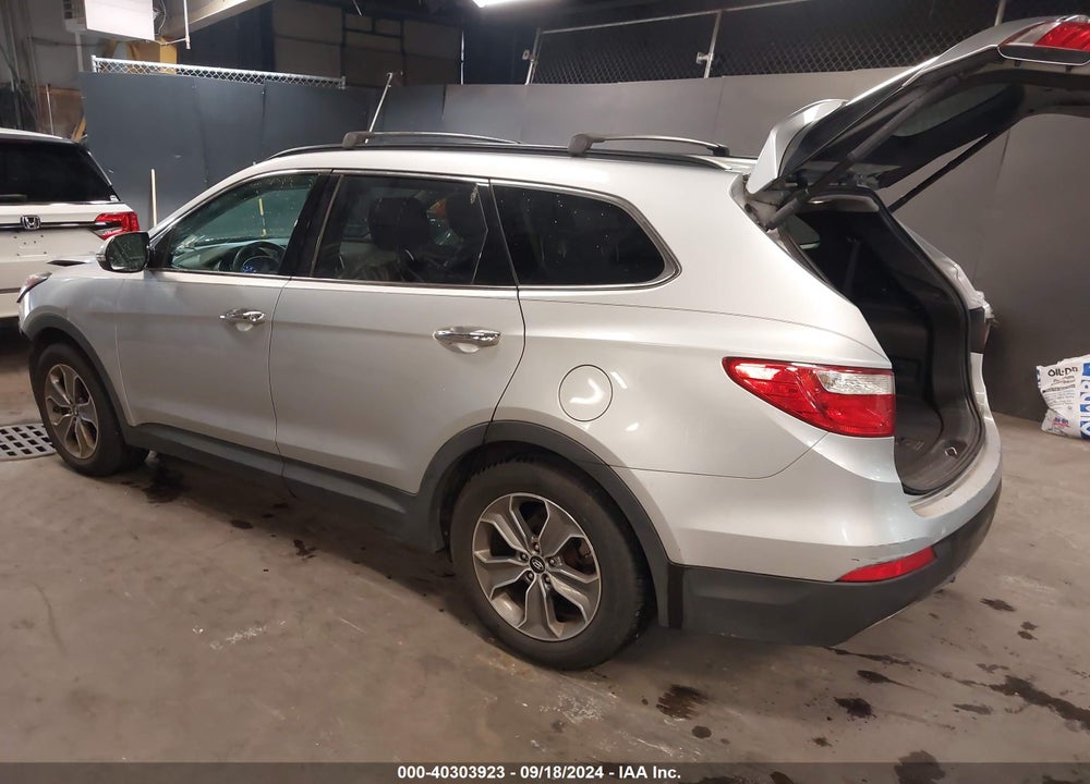 2014 HYUNDAI SANTA FE GLS VIN: KM8SNDHF4EU065536