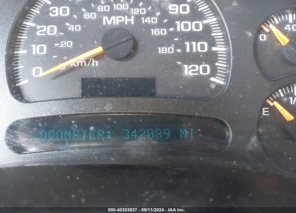 2005 CHEVROLET SILVERADO 1500 LS VIN: 2GCEC19VX51238872