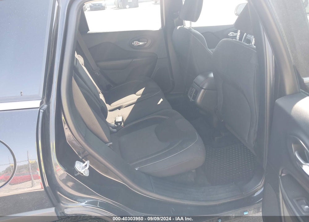 2015 JEEP CHEROKEE NORTH VIN: 1C4PJLCS2FW518319