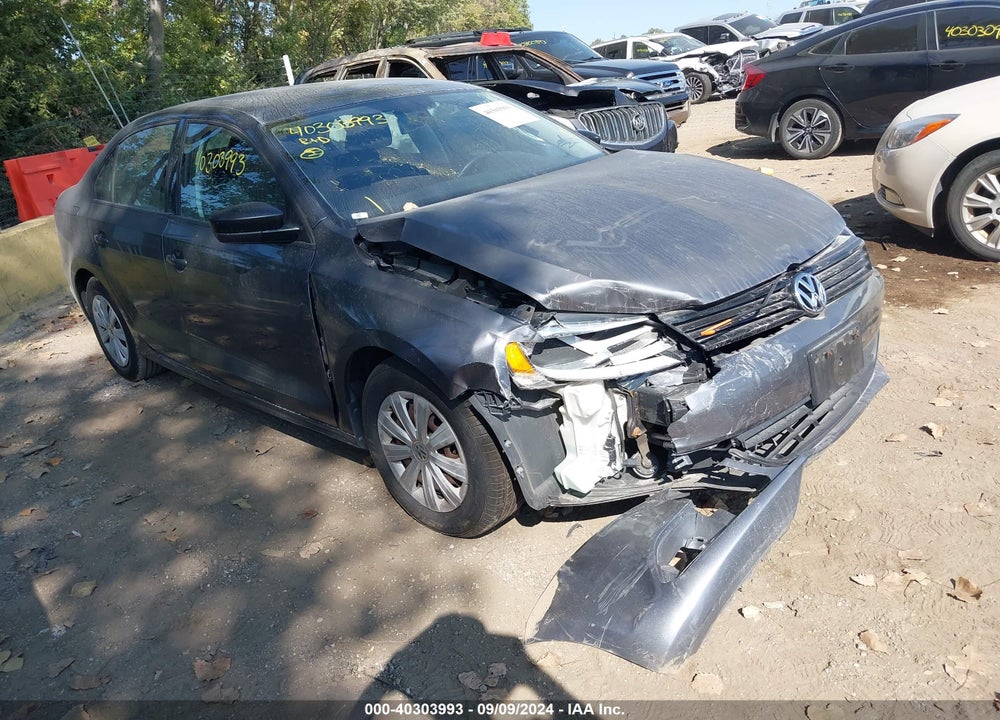 2013 VOLKSWAGEN JETTA 2.0L S VIN: 3VW2K7AJ0DM379102