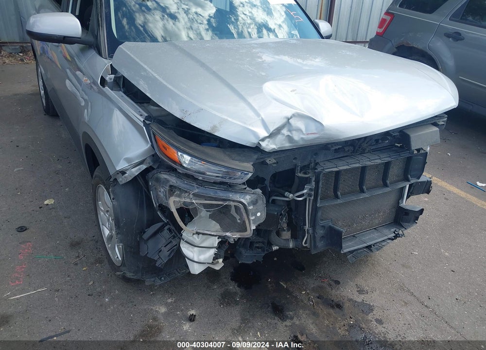 2022 HYUNDAI VENUE SE VIN: KMHRB8A31NU149134