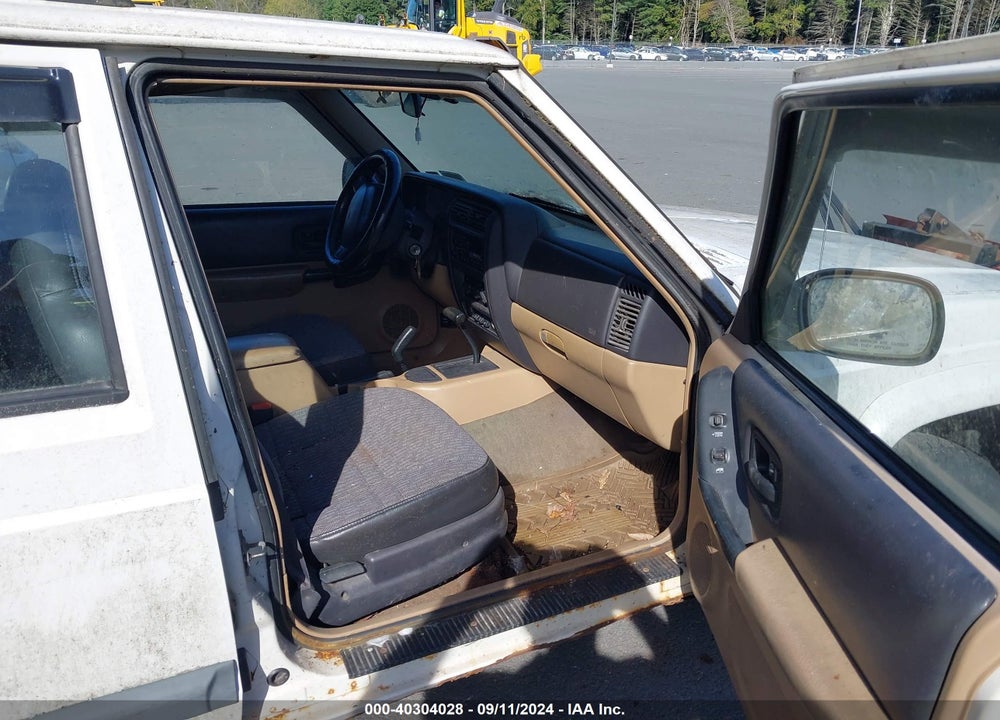 2000 JEEP CHEROKEE SPORT VIN: 1J4FF48SXYL260951