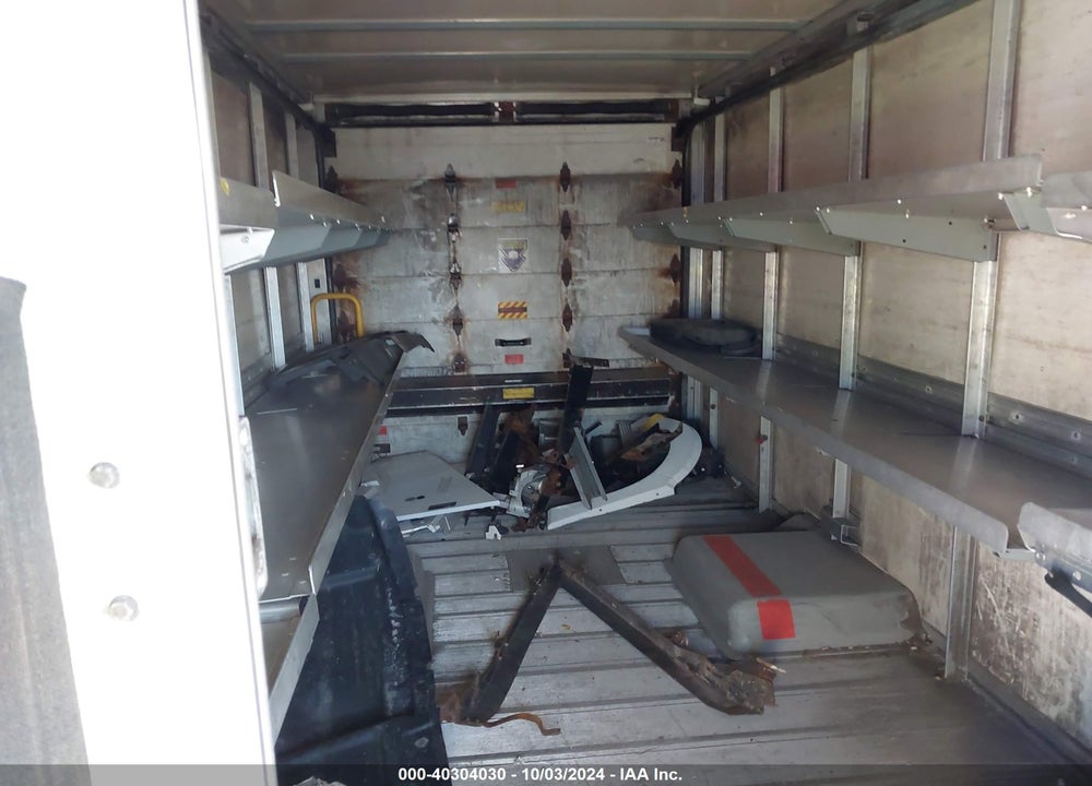 2017 ISUZU REACH VIN: JALB4T171H7W00120