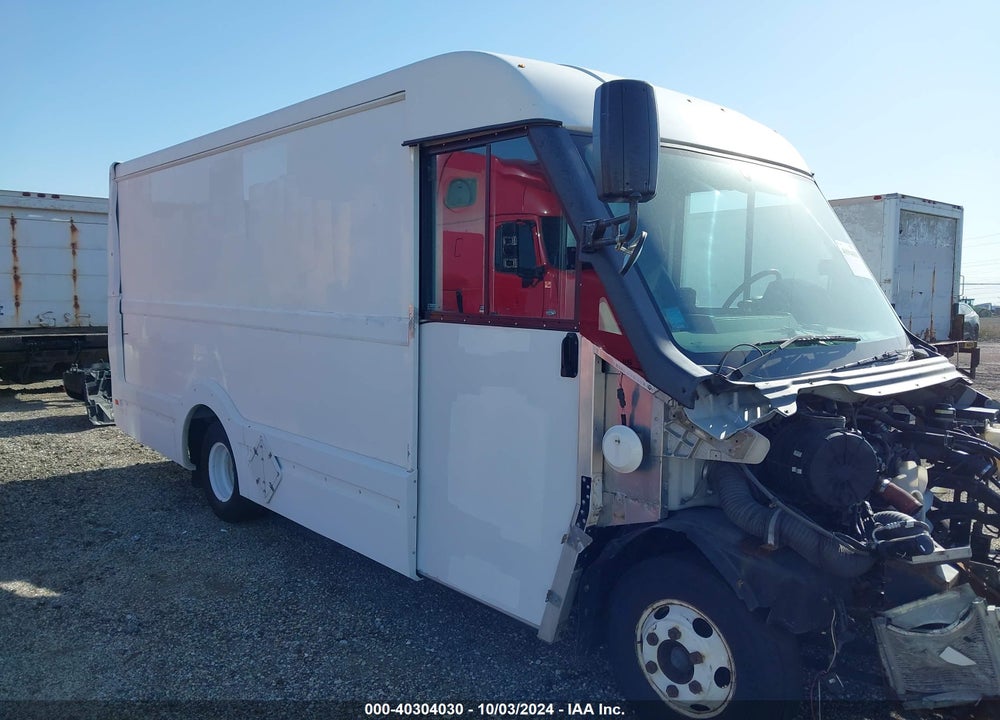 2017 ISUZU REACH VIN: JALB4T171H7W00120