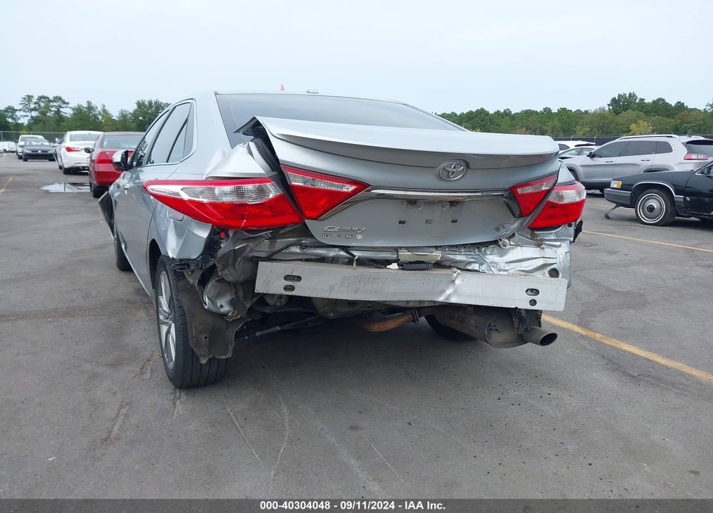 2015 TOYOTA CAMRY SE VIN: 4T1BF1FK6FU024466