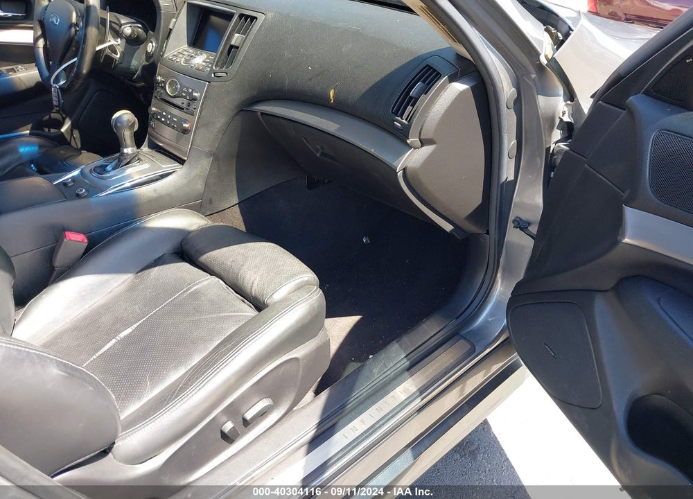 2011 INFINITI G37 JOURNEY VIN: JN1CV6AP1BM500261