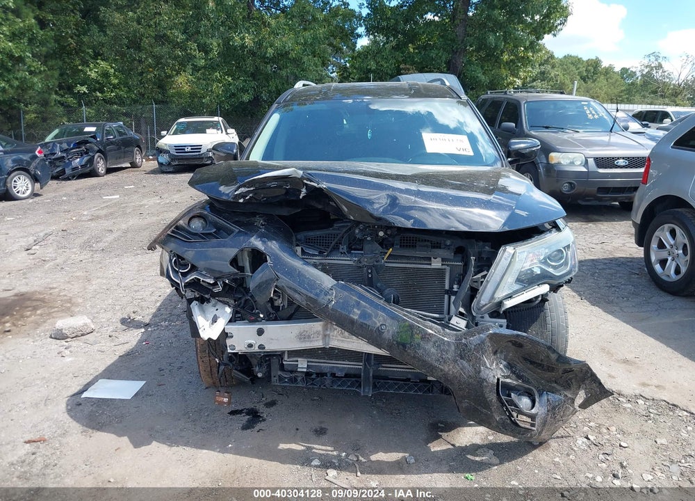2018 NISSAN PATHFINDER SV VIN: 5N1DR2MM4JC607871