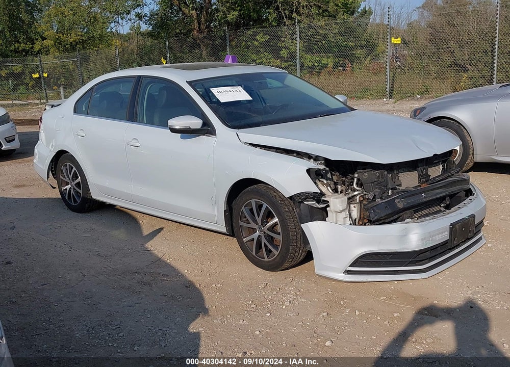 2017 VOLKSWAGEN JETTA 1.4T SE VIN: 3VWDB7AJ2HM388107
