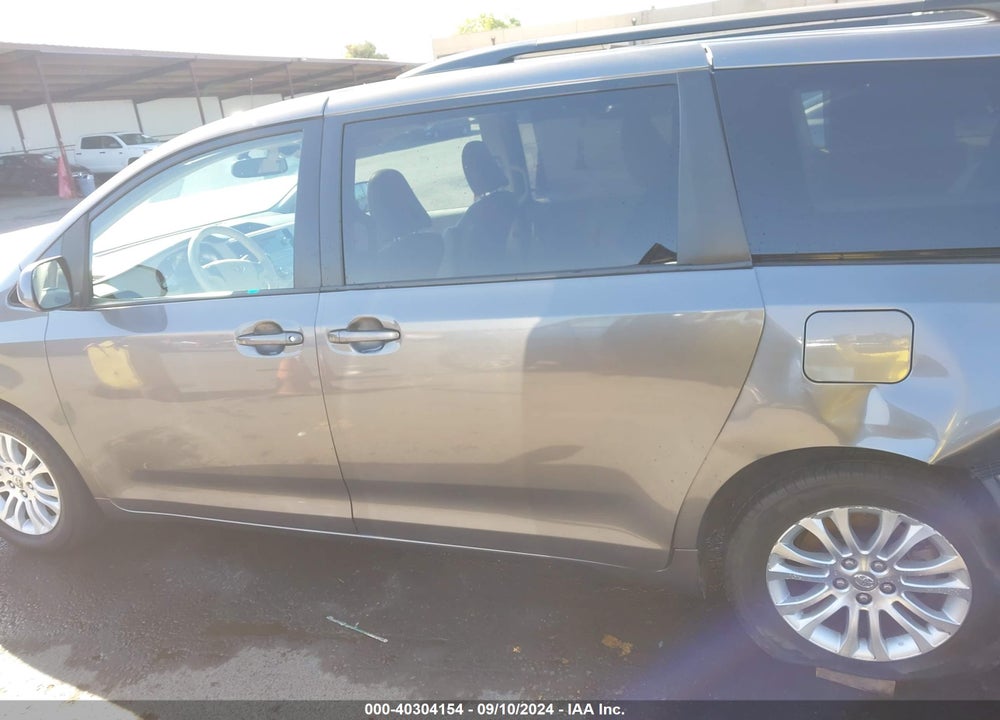 2013 TOYOTA SIENNA XLE V6 8 PASSENGER VIN: 5TDYK3DC3DS351619