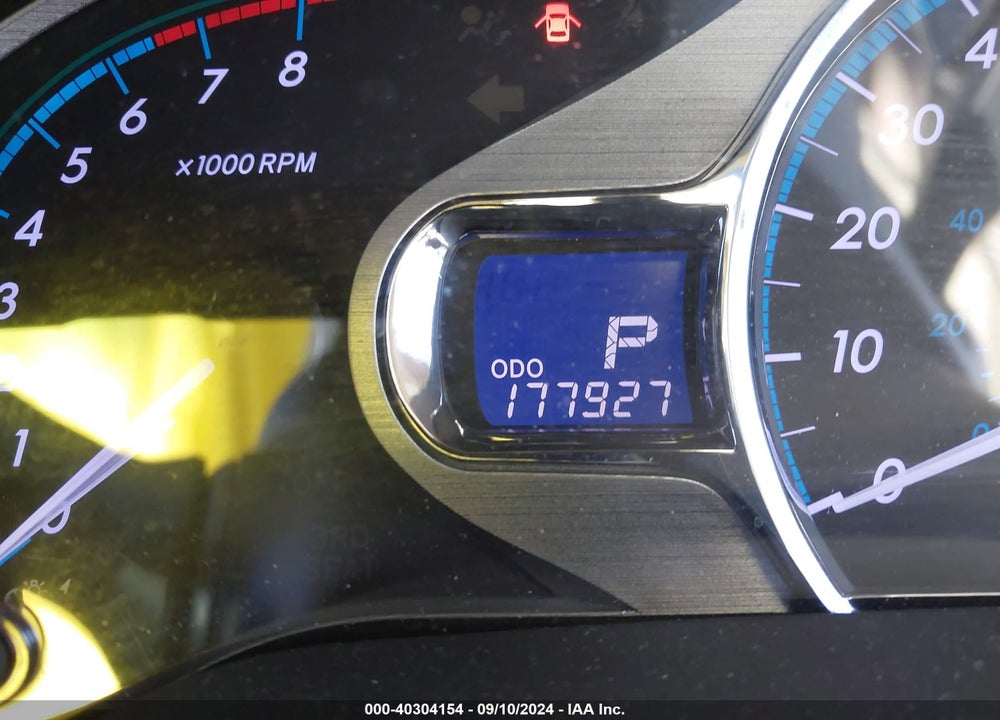 2013 TOYOTA SIENNA XLE V6 8 PASSENGER VIN: 5TDYK3DC3DS351619