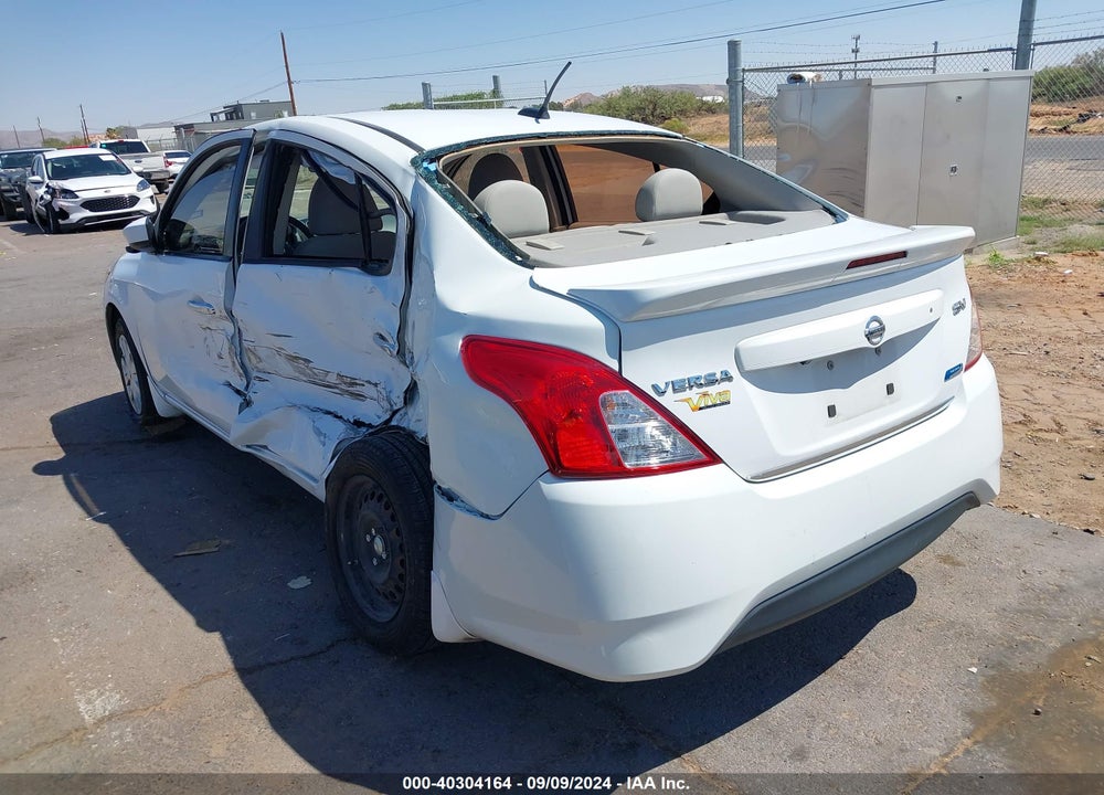 2015 NISSAN VERSA 1.6 SV VIN: 3N1CN7APXFL926889