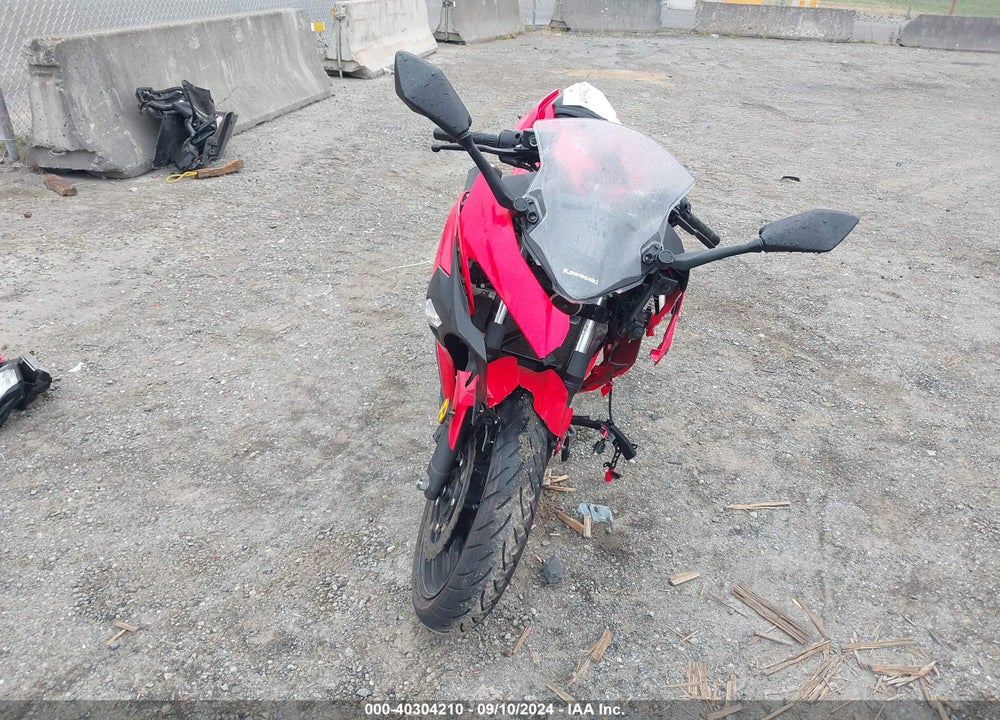 2021 KAWASAKI EX400 VIN: JKAEXKG10MDAA7856