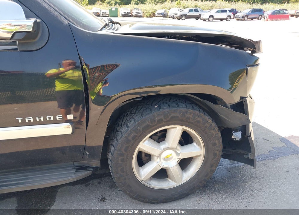 2007 CHEVROLET TAHOE LT VIN: 1GNFK13077J155338