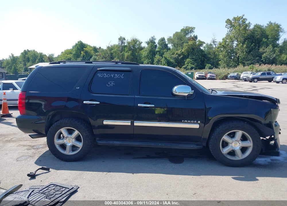 2007 CHEVROLET TAHOE LT VIN: 1GNFK13077J155338