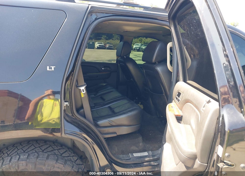 2007 CHEVROLET TAHOE LT VIN: 1GNFK13077J155338