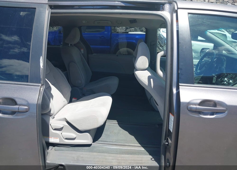 2016 TOYOTA SIENNA LE 7 PASSENGER VIN: 5TDKK3DC6GS734688