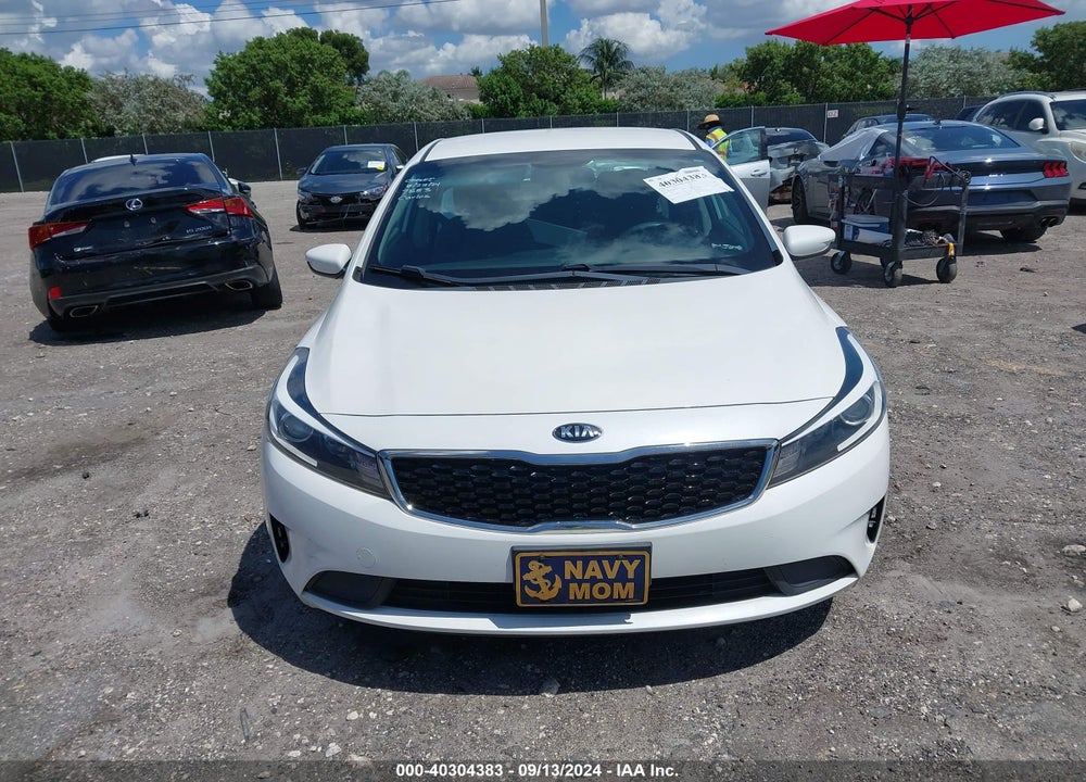 2018 KIA FORTE LX VIN: 3KPFL4A70JE257883