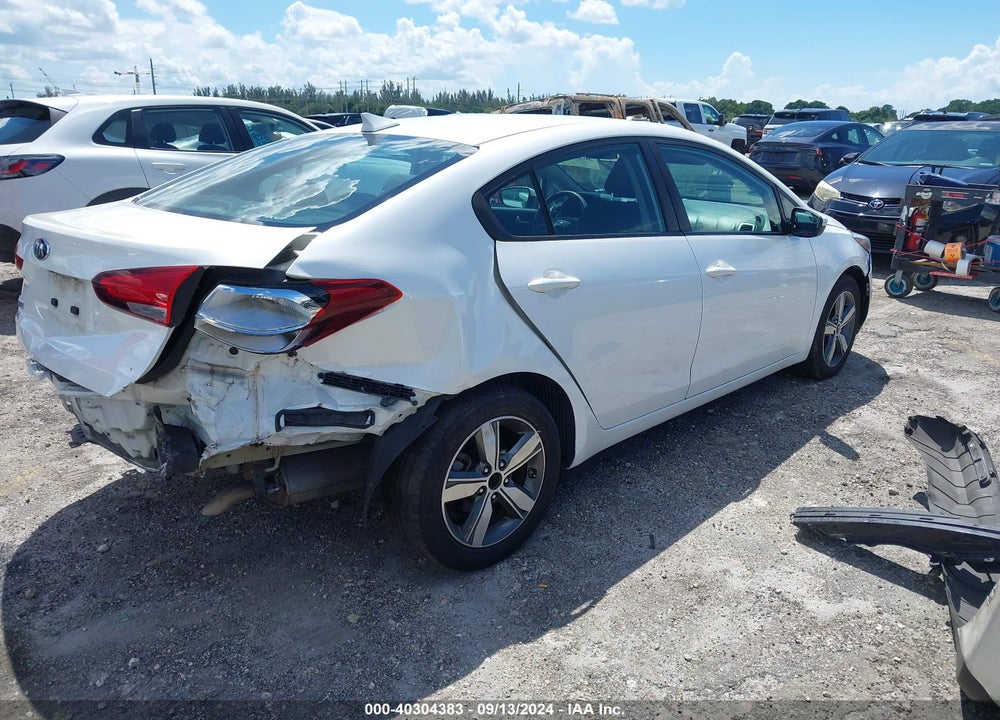 2018 KIA FORTE LX VIN: 3KPFL4A70JE257883