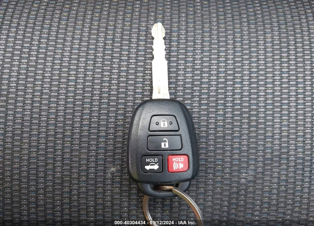 2015 TOYOTA COROLLA S PLUS VIN: 2T1BURHE5FC258398