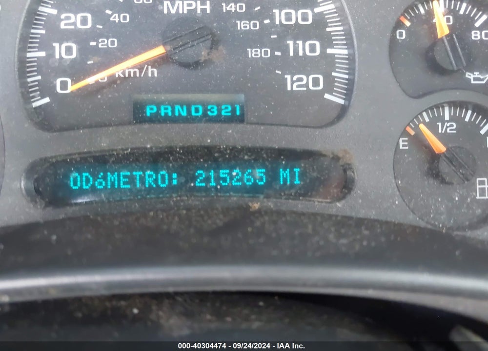 2005 CHEVROLET SUBURBAN 1500 LT VIN: 3GNFK16Z75G140184