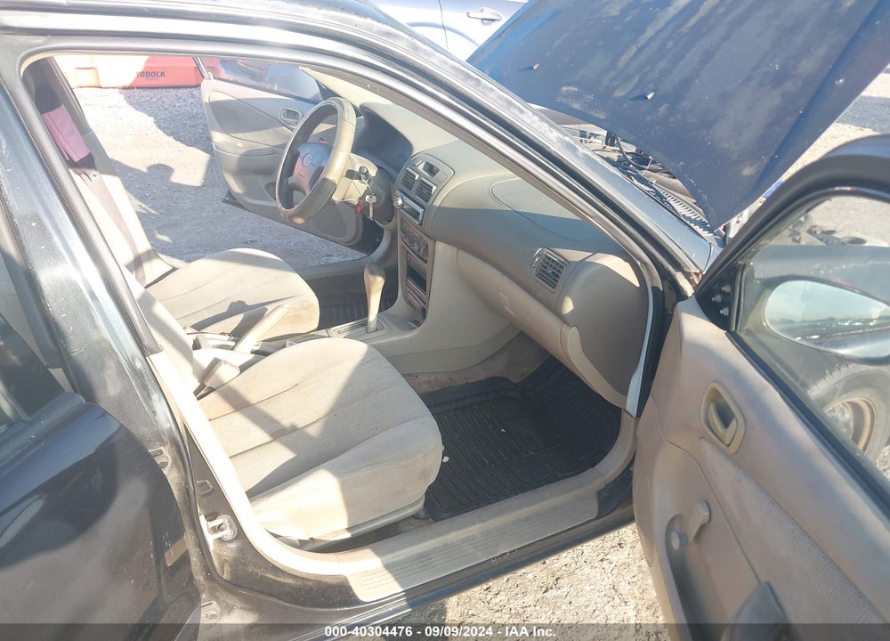 2001 TOYOTA COROLLA CE VIN: 2T1BR12E01C410947