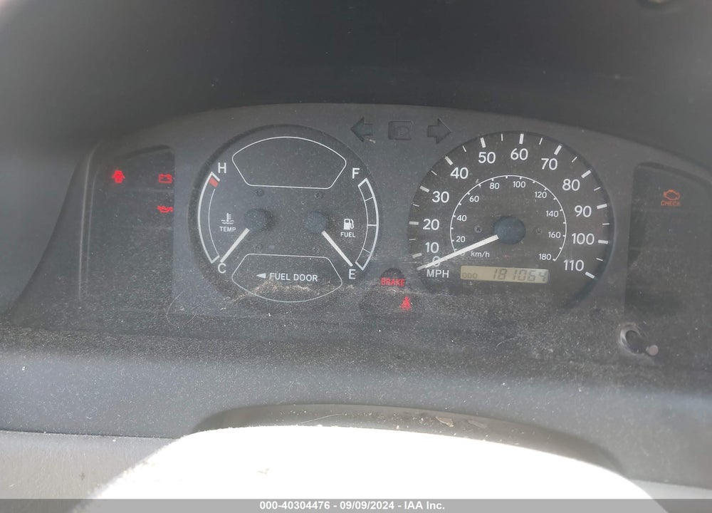 2001 TOYOTA COROLLA CE VIN: 2T1BR12E01C410947