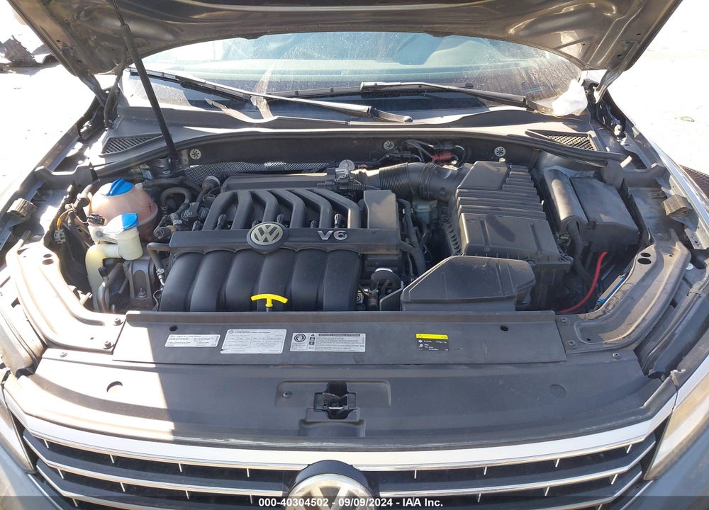 2016 VOLKSWAGEN PASSAT VIN: 1VWCM7A34GC020535